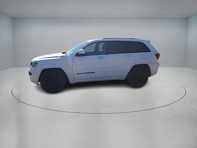 2020 Jeep Grand Cherokee Altitude 4x4 with Power Sunroof - 22934666 - 7