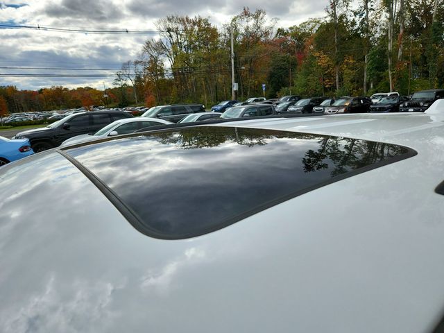 2020 Jeep Grand Cherokee Altitude 4x4 with Power Sunroof and 9 Amplified Alpine Speakers - 22934217 - 9