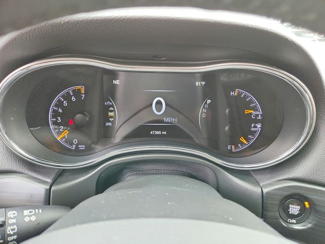 2020 Jeep Grand Cherokee Altitude 4x4 with Power Sunroof and 9 Amplified Alpine Speakers - 22934217 - 14