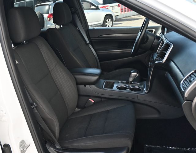 2020 Jeep Grand Cherokee Laredo E 17" Off-Road Monster Wheels New Mutant A/T Tires - 22936782 - 16