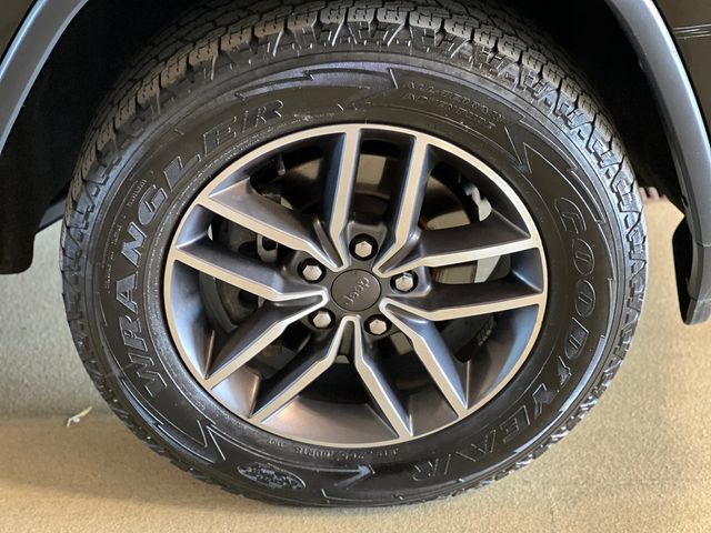 2020 Jeep Grand Cherokee Laredo E 4x4 - 22853384 - 33