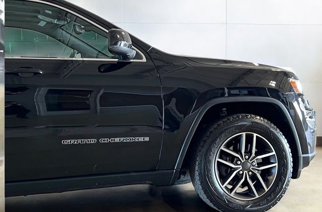 2020 Jeep Grand Cherokee Laredo E 4x4 - 22853384 - 39