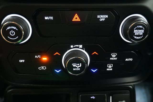 2020 Jeep Renegade Latitude FWD - 22843242 - 18