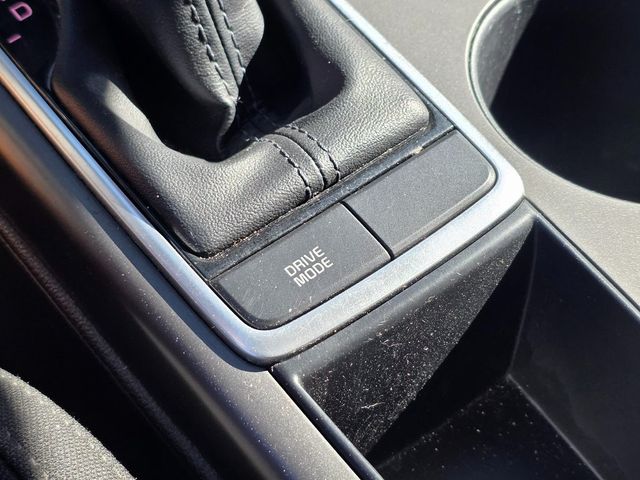 2020 Kia Optima LX Automatic - 22937707 - 28