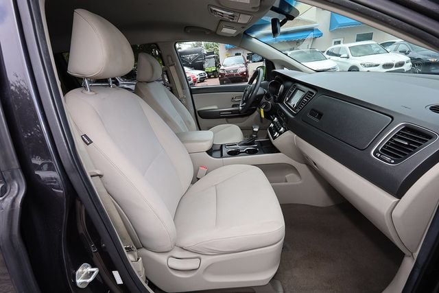 2020 KIA SEDONA LX FWD - 22917558 - 12