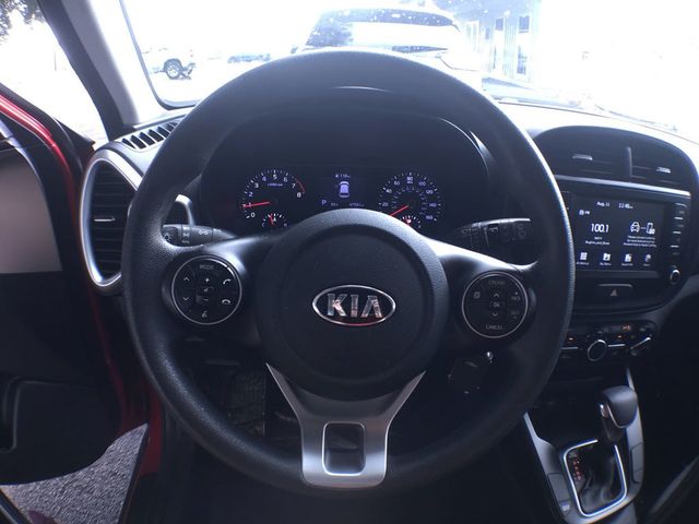 2020 Kia Soul LX Manual - 22897334 - 14