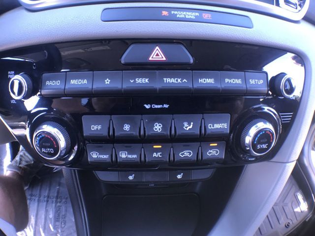 2020 Kia Sportage EX FWD - 22933831 - 18