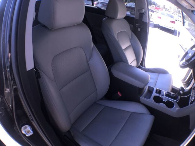 2020 Kia Sportage EX FWD - 22933831 - 19