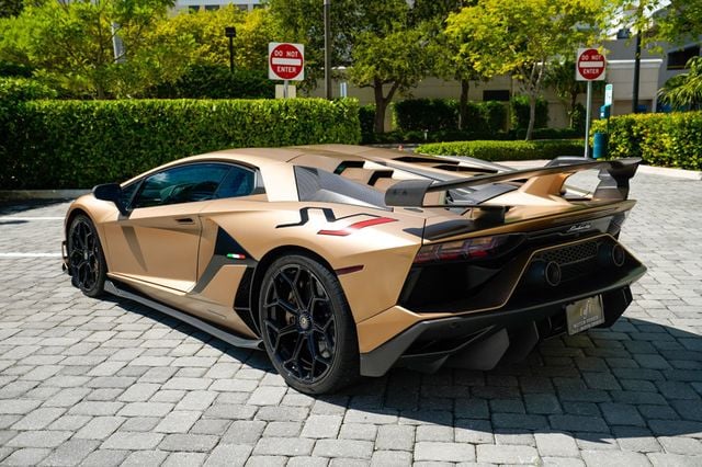 2020 Lamborghini Aventador SVJ Coupe - 22929004 - 19