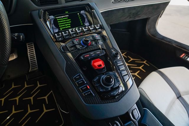 2020 Lamborghini Aventador SVJ Coupe - 22929004 - 74