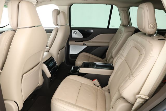 2020 Lincoln Aviator Reserve AWD with Equipment Group 202A & Dynamic Handling Package - 22924374 - 19