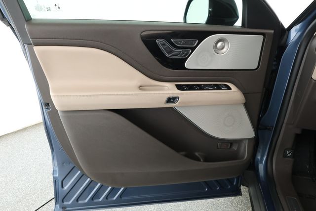 2020 Lincoln Aviator Reserve AWD with Equipment Group 202A & Dynamic Handling Package - 22924374 - 8
