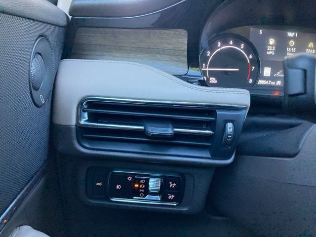 2020 Lincoln Corsair Reserve FWD - 22933457 - 26