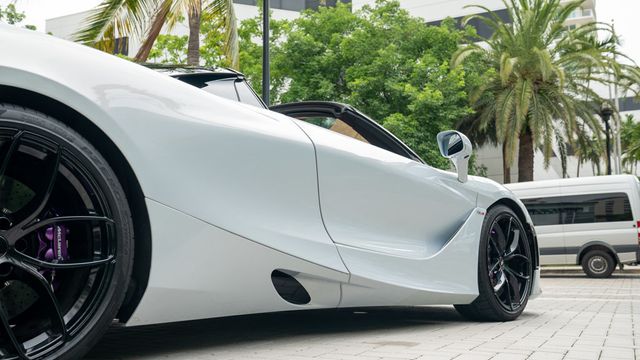2020 McLaren 720S Performance Spider - 22877735 - 16