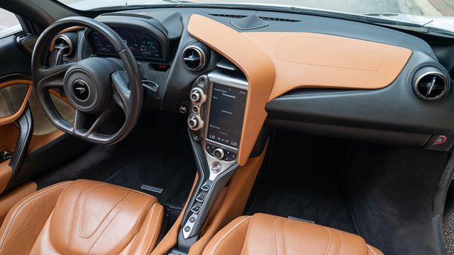 2020 McLaren 720S Performance Spider - 22877735 - 71