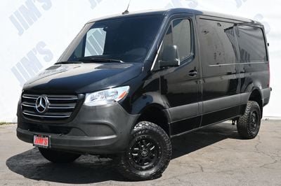 2020 Mercedes-Benz Sprinter Crew Van