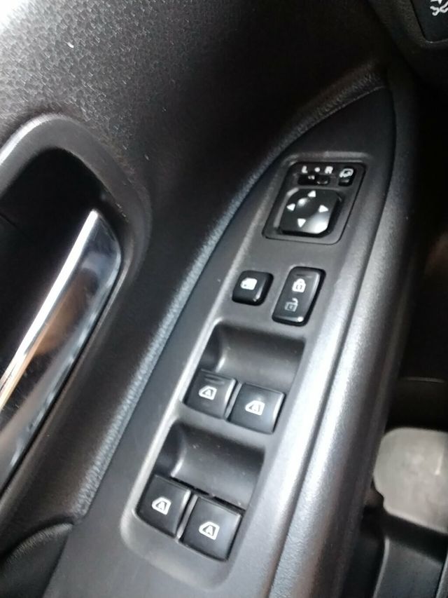 2020 Mitsubishi Outlander SEL FWD - 22937066 - 24