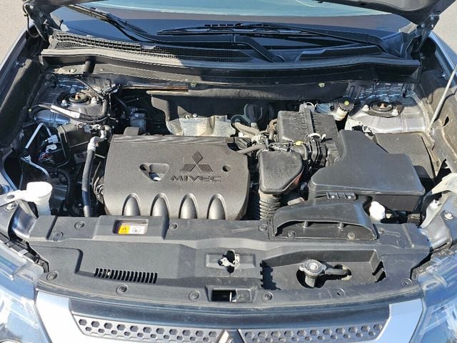 2020 Mitsubishi Outlander SE S-AWC - 22920675 - 34
