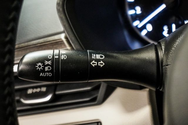 2020 Nissan Altima 2.5 SL Sedan - 22935380 - 19