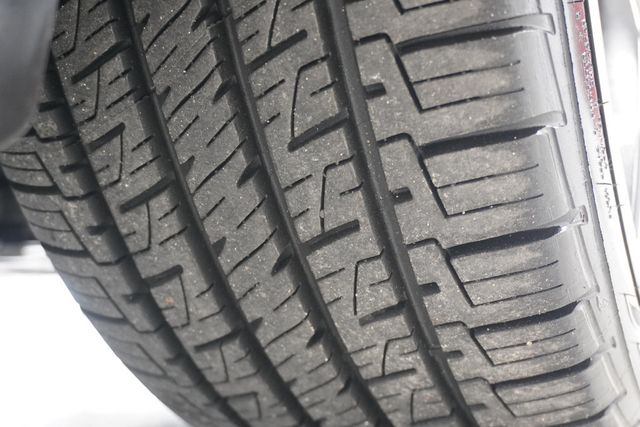 2020 Nissan Altima 2.5 SR Sedan - 22921709 - 25