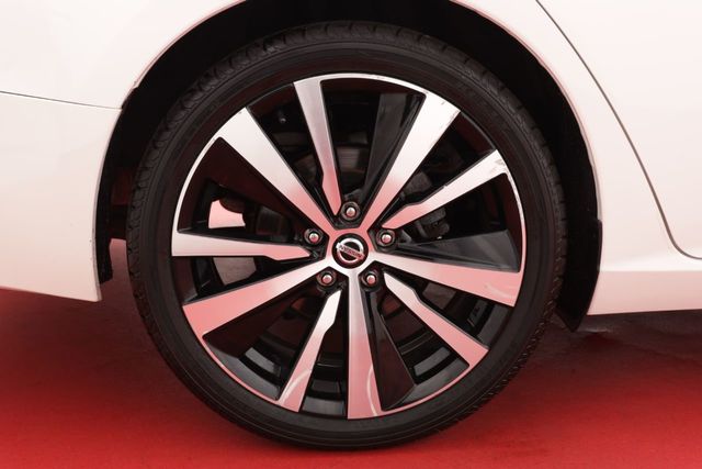 2020 Nissan Altima 2.5 SR Sedan - 21004102 - 24