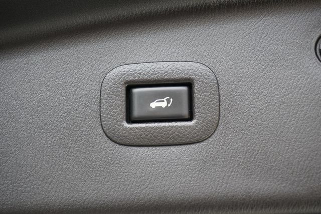 2020 Nissan Armada 4x2 SL - 22856356 - 27