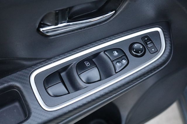 2020 Nissan Versa SR - 22932761 - 30