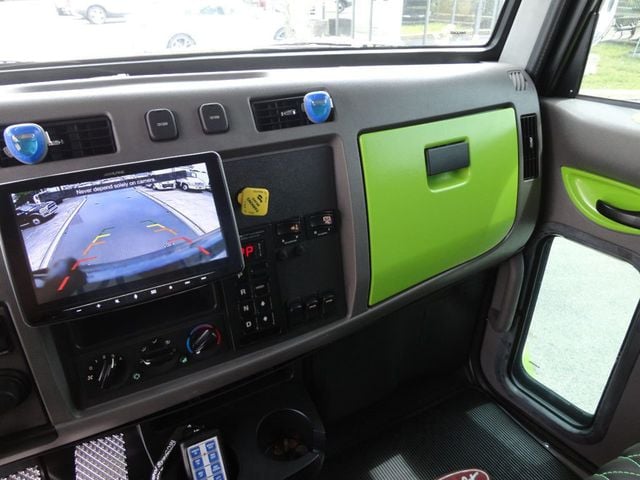 2020 Peterbilt 337 w/ 22ft JerrDan Custom StepSide Classic Low Pro Carrier - 20861709 - 78