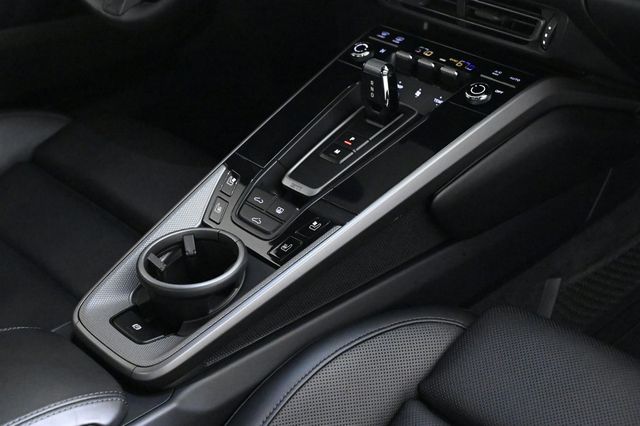 2020 Porsche 911 Carrera 4S - 22904439 - 28