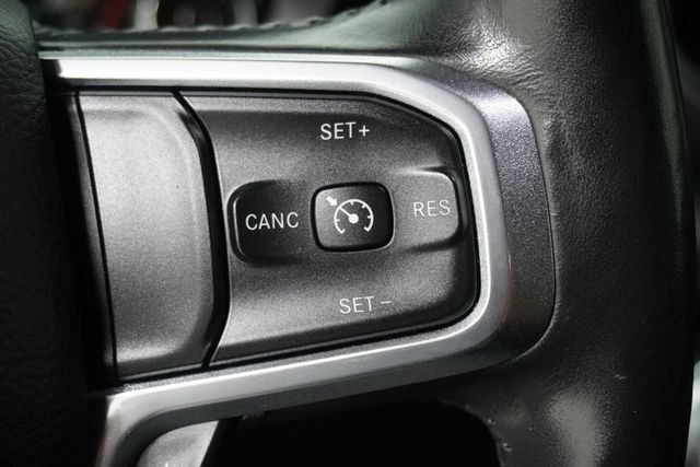 2020 Ram 1500 Laramie 4x2 Crew Cab 5'7" Box - 22900773 - 13