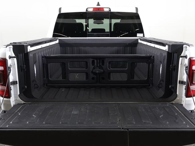 2020 Ram 1500 Laramie 4x4 Crew Cab 5'7" Box - 22894553 - 20