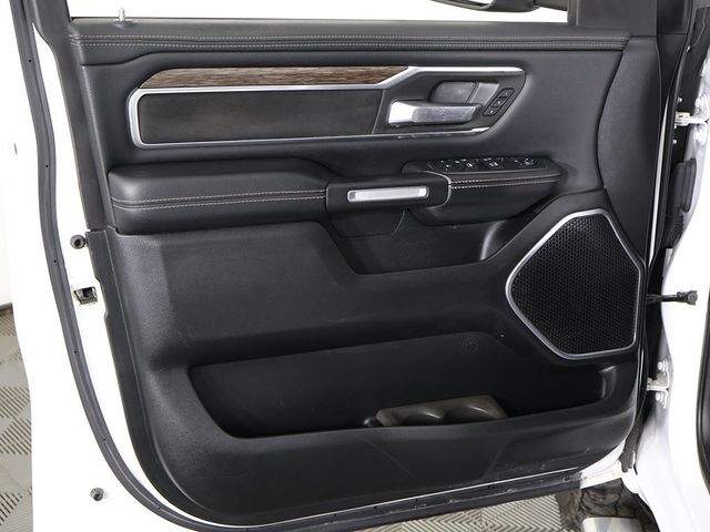 2020 Ram 1500 Laramie 4x4 Crew Cab 5'7" Box - 22894553 - 23