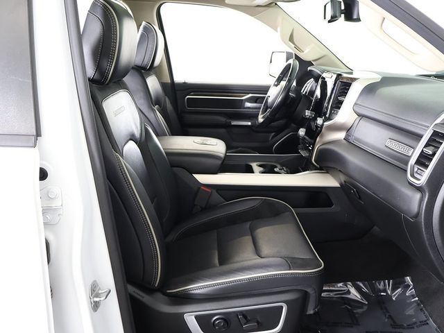 2020 Ram 1500 Laramie 4x4 Crew Cab 5'7" Box - 22894553 - 32