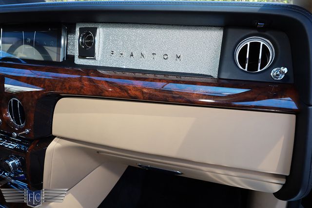 2020 Rolls-Royce Phantom Extended Wheelbase Sedan - 22909109 - 31