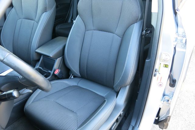 2020 Subaru Forester 2.5i Premium - 22927671 - 40