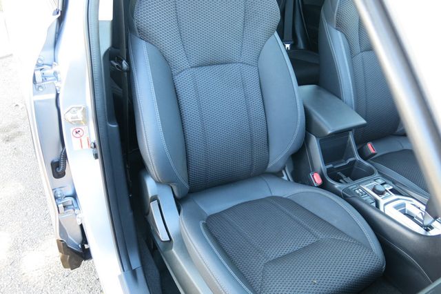 2020 Subaru Forester 2.5i Premium - 22927671 - 41