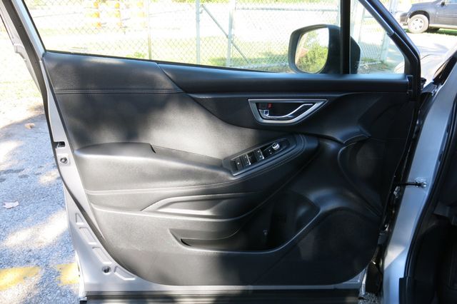 2020 Subaru Forester 2.5i Premium - 22927671 - 46