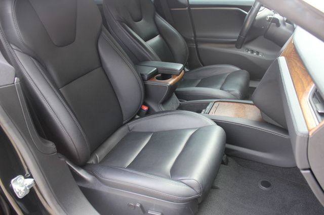 2020 Tesla Model S Long Range Plus AWD - 22938046 - 28