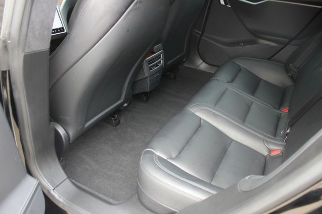 2020 Tesla Model S Long Range Plus AWD - 22938046 - 30