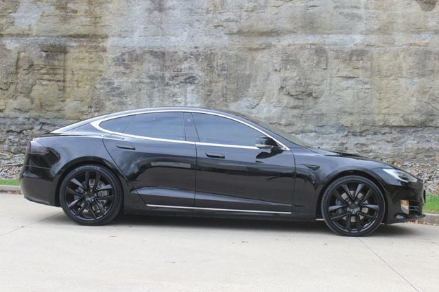 2020 Tesla Model S Long Range Plus AWD - 22938046 - 3