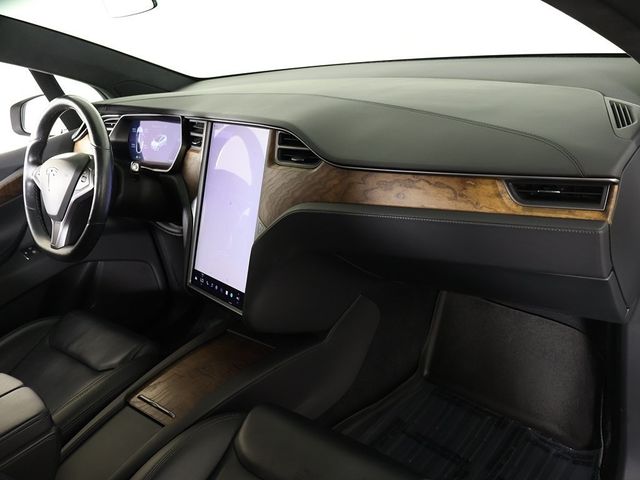 2020 Tesla Model X Long Range Plus AWD - 22905413 - 24