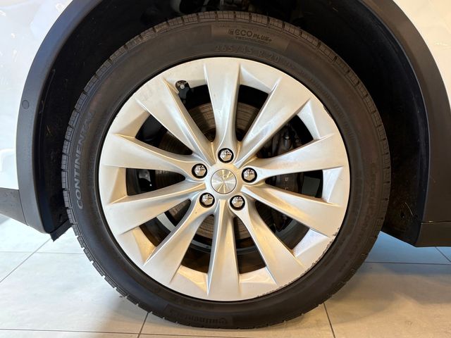 2020 Tesla Model X Long Range Plus AWD - 22932709 - 38