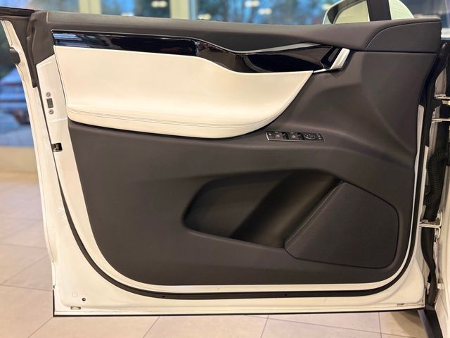 2020 Tesla Model X Long Range Plus AWD - 22934923 - 18