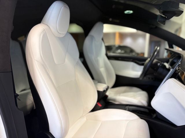 2020 Tesla Model X Long Range Plus AWD - 22934923 - 25