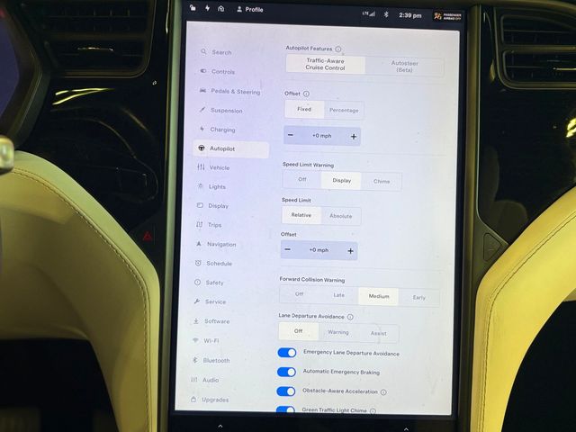 2020 Tesla Model X Long Range Plus AWD - 22934923 - 32