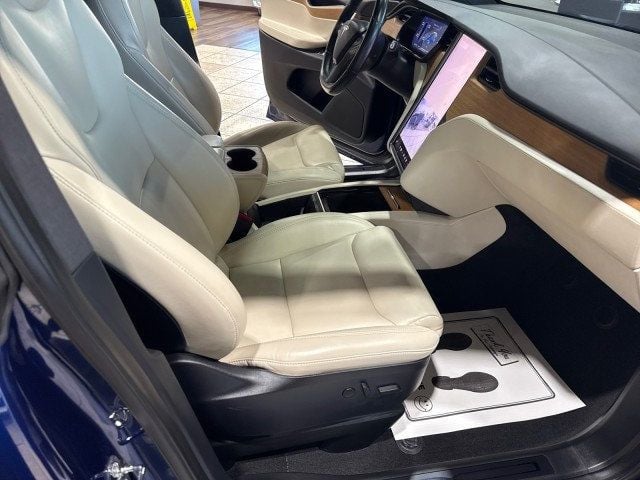 2020 Tesla Model X Performance AWD - 22936423 - 17