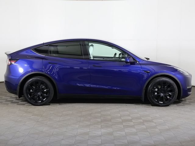 2020 Tesla Model Y Long Range AWD - 22937159 - 17