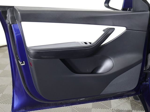 2020 Tesla Model Y Long Range AWD - 22937159 - 23