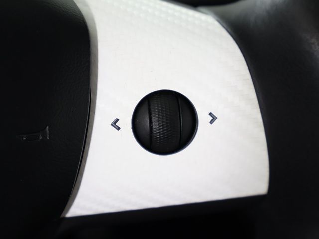 2020 Tesla Model Y Long Range AWD - 22937159 - 41