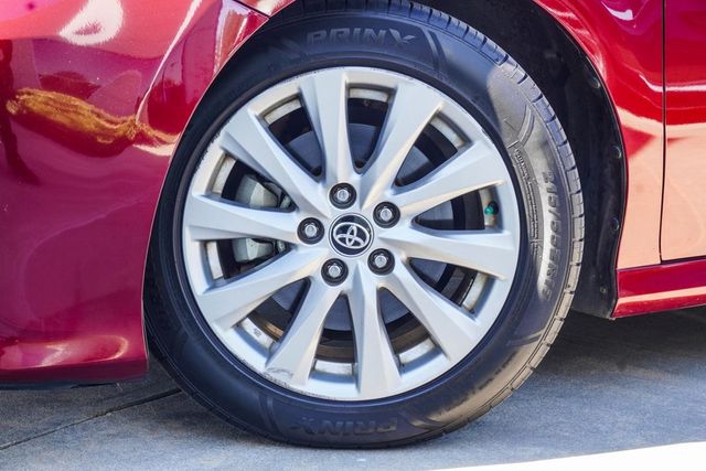 2020 Toyota Camry LE Automatic - 22928430 - 1